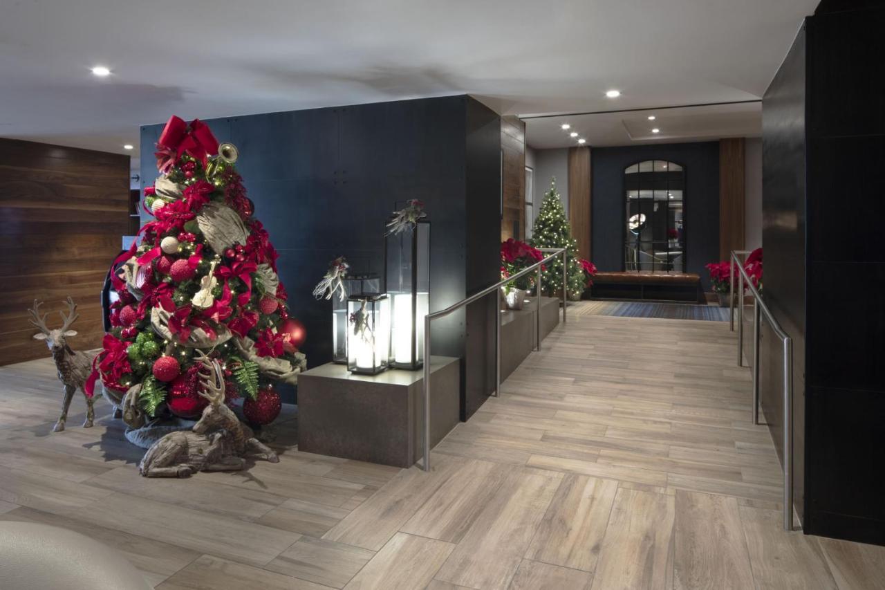 Four Points By Sheraton Angeles Westside Hotel 3*