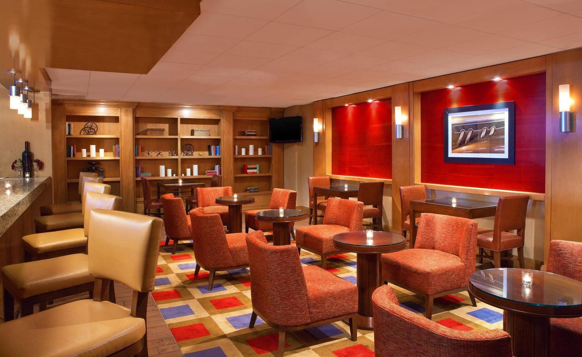 Hotel Four Points By Sheraton Angeles Westside 3*