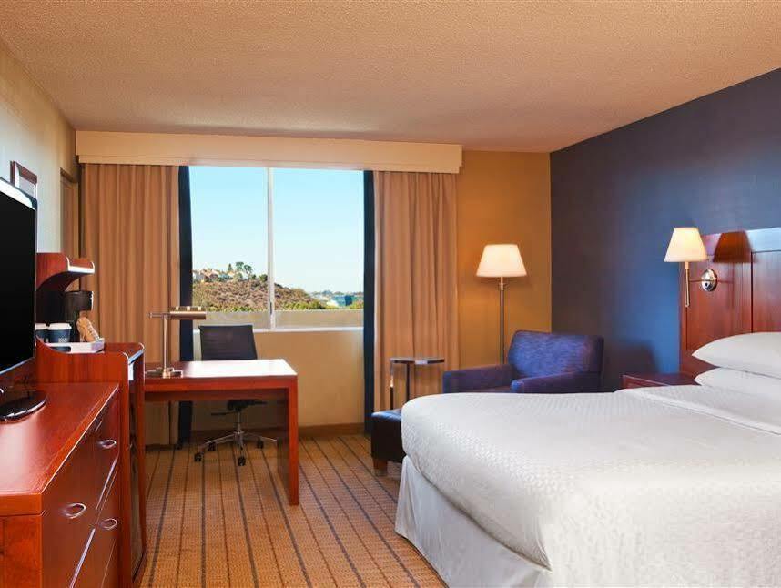 Four Points By Sheraton Angeles Westside Los Angeles